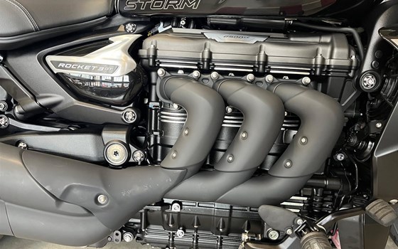 Neufahrzeug Triumph Rocket 3 Storm R - Bild 7