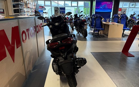 Gebrauchtmotorrad Yamaha XMAX 125 Tech MAX - Bild 10