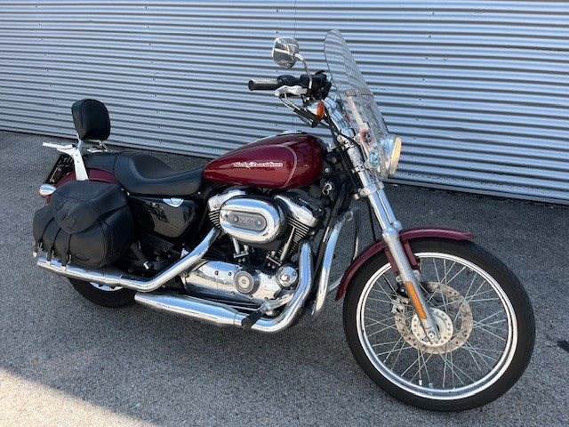 Harley-Davidson Sportster XL 1200C Custom (Lava Red Sunglo) - Bild 4
