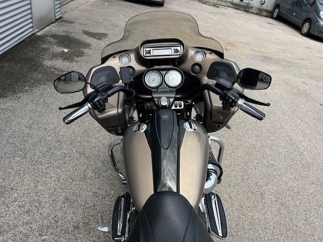 Harley-Davidson CVO Road Glide FLTRXSE (Roman Gold & Burnt Emerald) - Bild 14