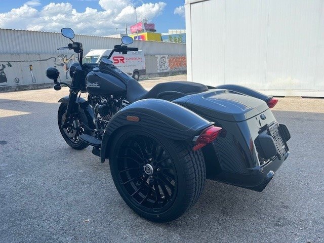 Harley-Davidson Freewheeler (Vivid Black) - Bild 12