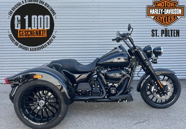 Harley-Davidson Freewheeler (Vivid Black)