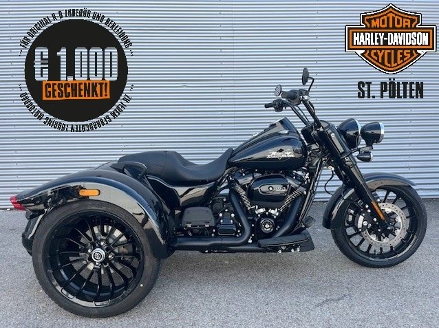 Harley-Davidson Freewheeler (Vivid Black) - Bild 1