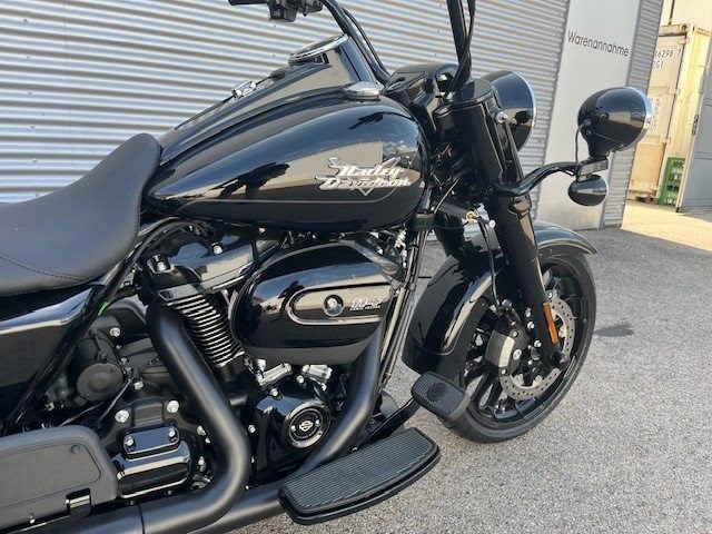 Harley-Davidson Freewheeler (Vivid Black) - Bild 4