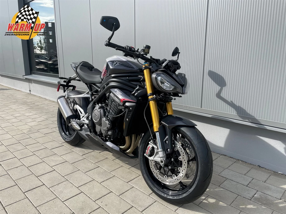 Angebot Triumph Speed Triple 1200 RS Bild 2: Angebot Triumph Speed Triple 1200 RS