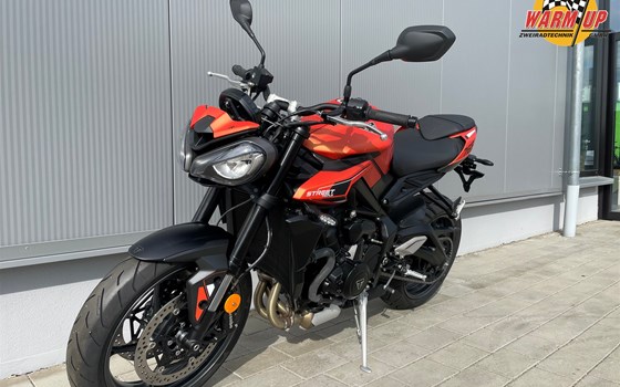Gebrauchtmotorrad Triumph Street Triple 765 R - Bild 10