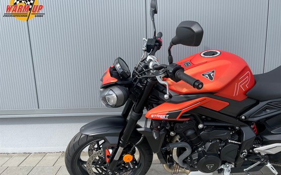 Gebrauchtmotorrad Triumph Street Triple 765 R - Bild 12