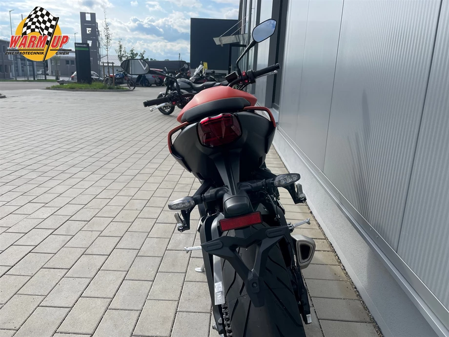 Angebot Triumph Street Triple 765 R Bild 6: Angebot Triumph Street Triple 765 R