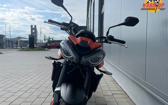Gebrauchtmotorrad Triumph Street Triple 765 R - Bild 8