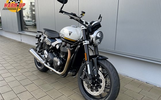 Gebrauchtmotorrad Triumph Speed Twin 1200 - Bild 2