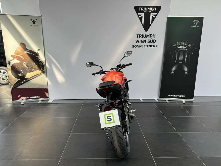 Angebot Triumph Street Triple 765 R Bild 4: Angebot Triumph Street Triple 765 R