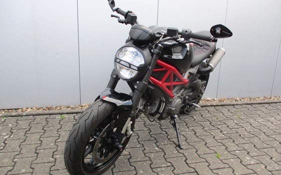 Gebrauchtmotorrad Ducati Monster 796 - Bild 2