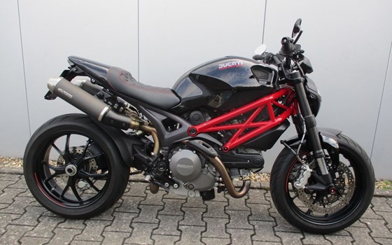 Gebrauchtmotorrad Ducati Monster 796 - Bild 3