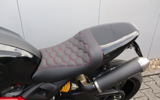 Gebrauchtmotorrad Ducati Monster 796 - Bild 9