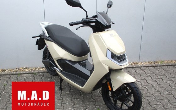 Neufahrzeug NIU FQi 500 - Bild 1