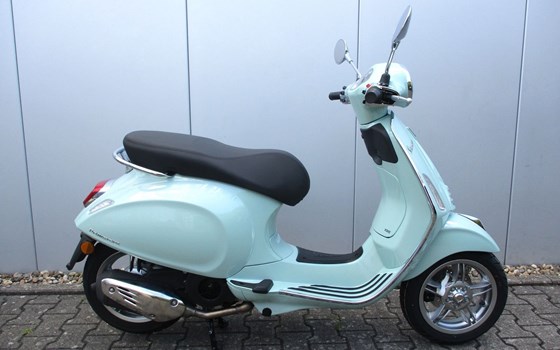 Neufahrzeug Vespa Primavera 125 RED - Bild 9