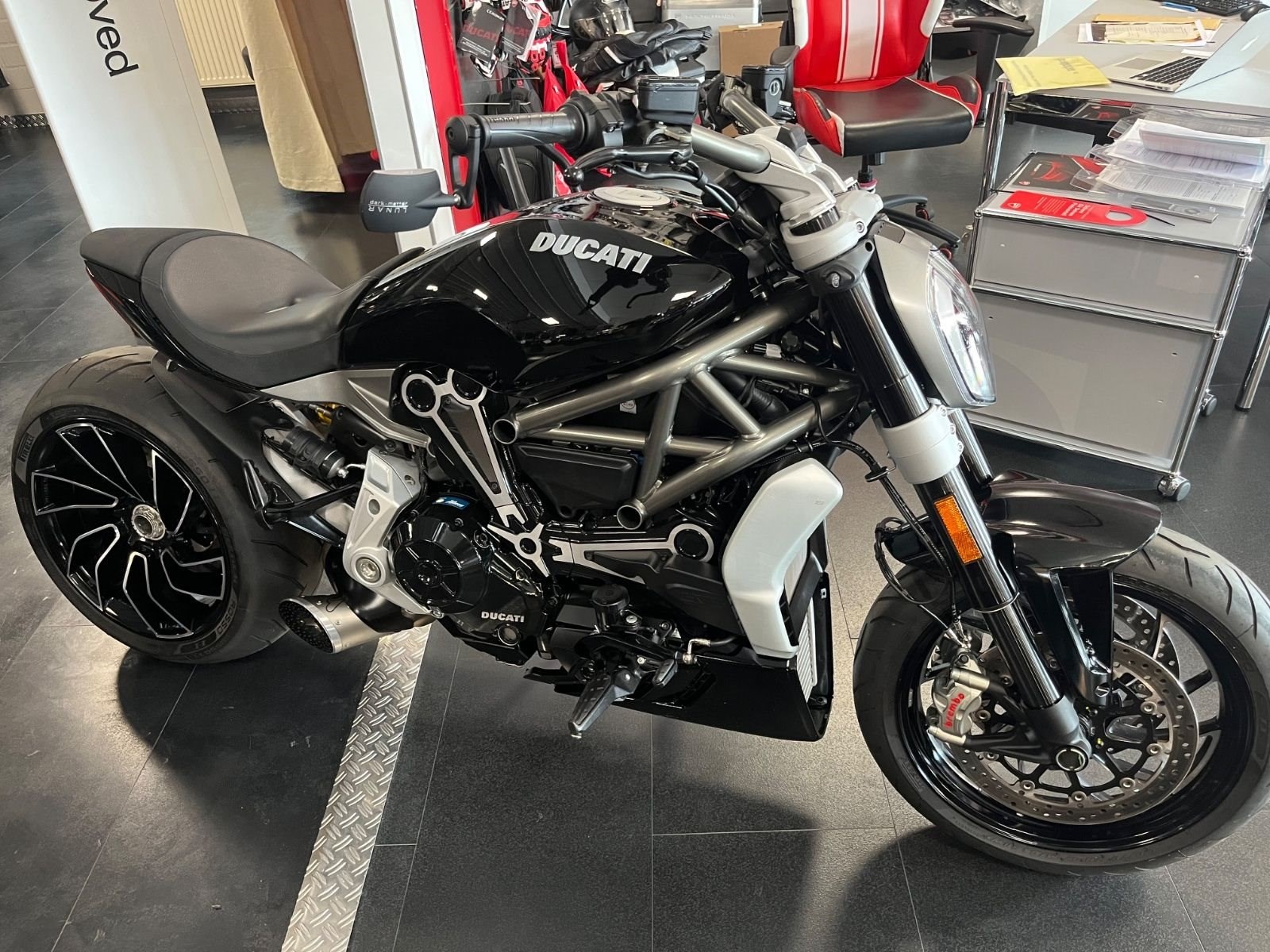Ducati XDiavel S