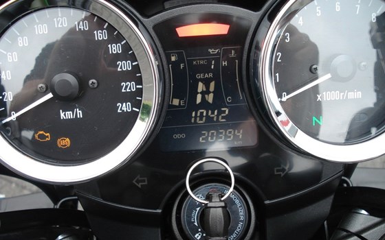 Gebrauchtmotorrad Kawasaki Z900 RS - Bild 6