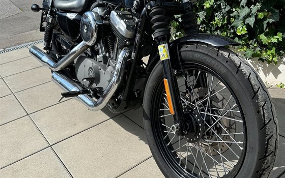 Gebrauchtmotorrad Harley-Davidson Sportster XL 1200 N Nightster - Bild 7 Gebrauchtmotorrad Harley-Davidson Sportster XL 1200 N Nightster - Bild 7