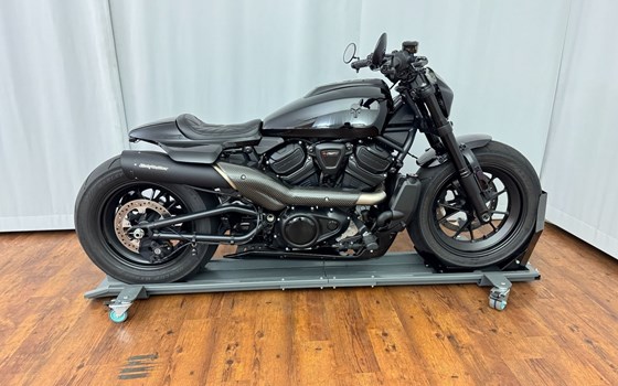 Gebrauchtmotorrad Harley-Davidson Sportster S RH1250S - Bild 1 Gebrauchtmotorrad Harley-Davidson Sportster S RH1250S - Bild 1