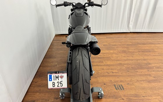 Gebrauchtmotorrad Harley-Davidson Sportster S RH1250S - Bild 6 Gebrauchtmotorrad Harley-Davidson Sportster S RH1250S - Bild 6