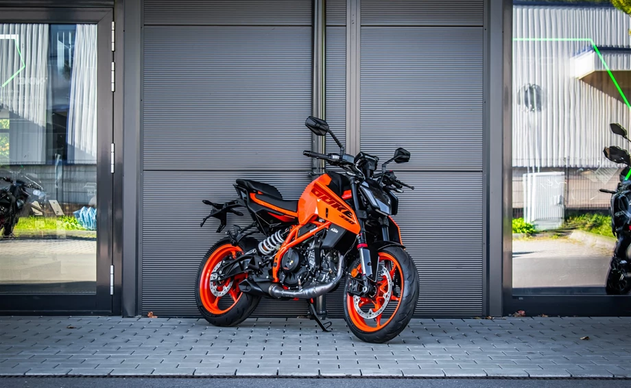 Angebot KTM 390 Duke Bild 6: Angebot KTM 390 Duke