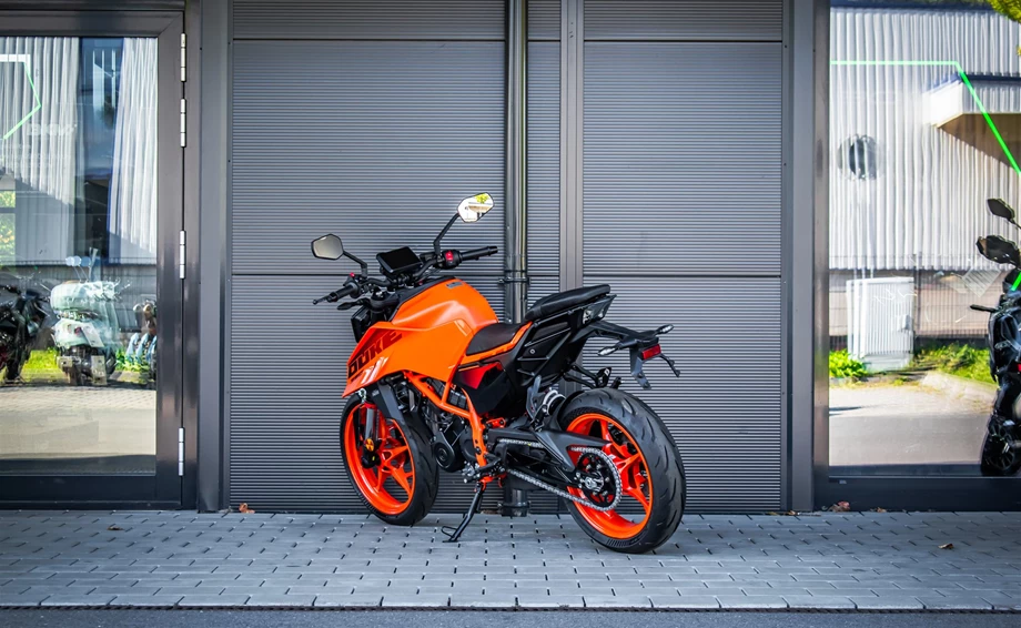 Angebot KTM 390 Duke Bild 3: Angebot KTM 390 Duke