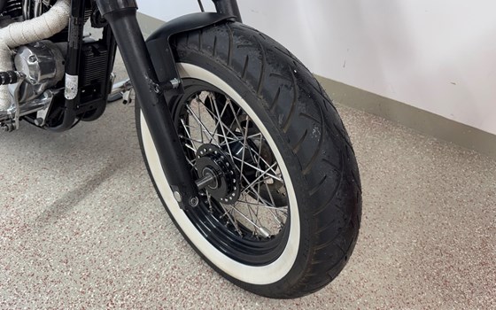 Gebrauchtmotorrad Harley-Davidson Sportster XLH 883 - Bild 8 Gebrauchtmotorrad Harley-Davidson Sportster XLH 883 - Bild 8