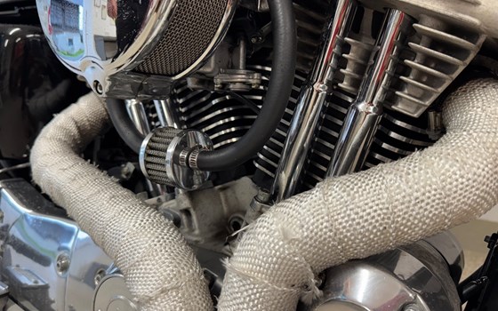 Gebrauchtmotorrad Harley-Davidson Sportster XLH 883 - Bild 9 Gebrauchtmotorrad Harley-Davidson Sportster XLH 883 - Bild 9