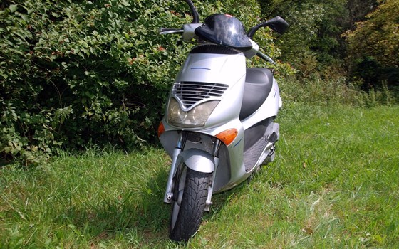 Gebrauchtmotorrad Aprilia Leonardo 150 - Bild 1