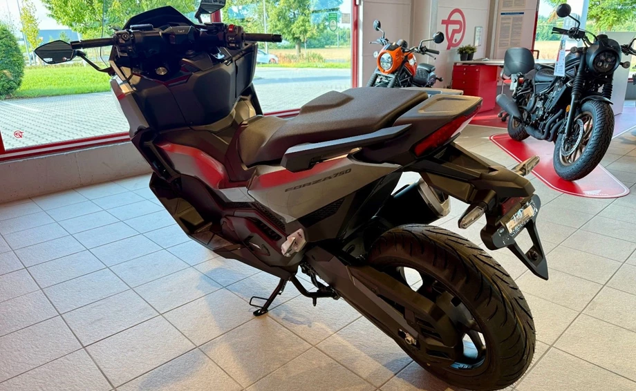 Offer Honda Forza 750 Bild 5: Offer Honda Forza 750