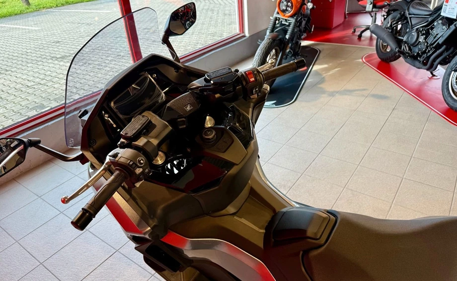 Offer Honda Forza 750 Bild 8: Offer Honda Forza 750