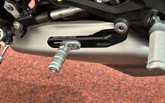 Gebrauchtmotorrad Ducati Streetfighter V4 S - Bild 10