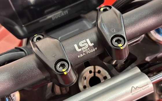 Gebrauchtmotorrad Ducati Streetfighter V4 S - Bild 11