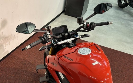 Gebrauchtmotorrad Ducati Streetfighter V4 S - Bild 15