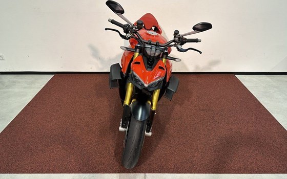 Gebrauchtmotorrad Ducati Streetfighter V4 S - Bild 3
