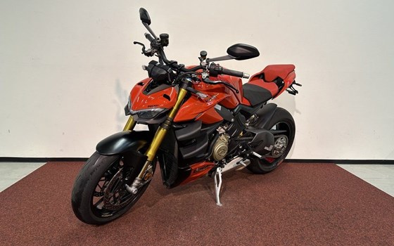 Gebrauchtmotorrad Ducati Streetfighter V4 S - Bild 4