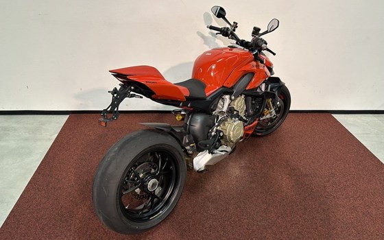 Gebrauchtmotorrad Ducati Streetfighter V4 S - Bild 8