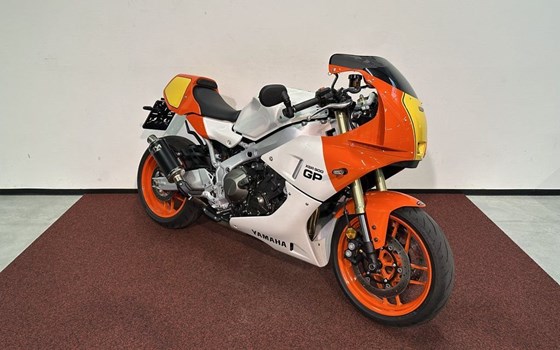 Gebrauchtmotorrad Yamaha XSR900 GP - Bild 2