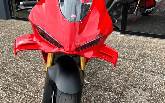 Gebrauchtmotorrad Ducati Panigale V4 S - Bild 3