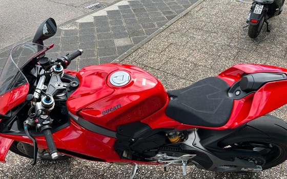 Gebrauchtmotorrad Ducati Panigale V4 S - Bild 8