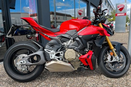 Ducati Streetfighter V4 S