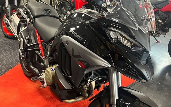 Gebrauchtmotorrad Ducati Multistrada V4 S - Bild 1
