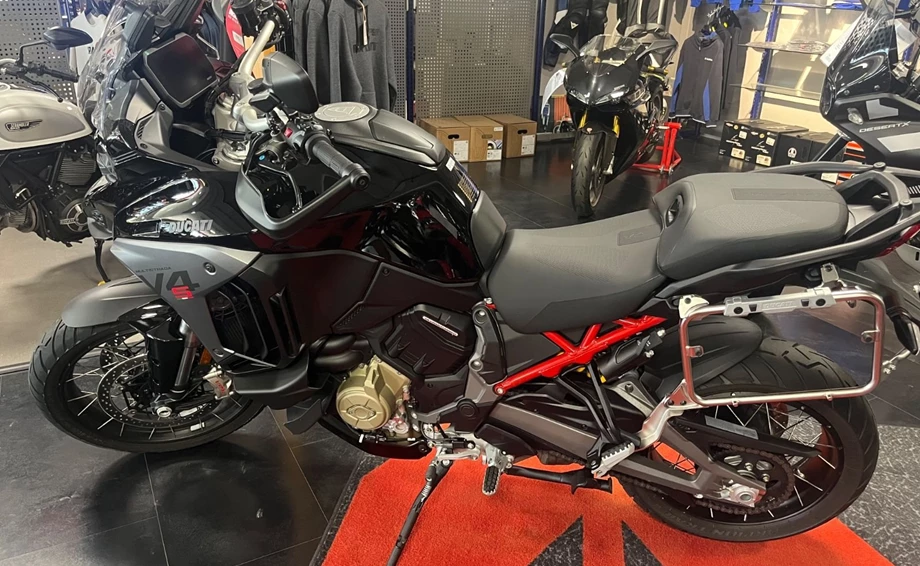Angebot Ducati Multistrada V4 S Bild 2: Angebot Ducati Multistrada V4 S