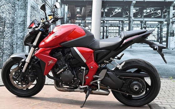 Gebrauchtmotorrad Honda CB 1000 R - Bild 5