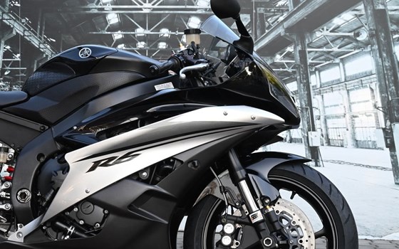 Gebrauchtmotorrad Yamaha YZF-R6 - Bild 2