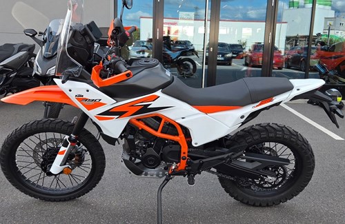 Neumotorrad KTM 390 Adventure R
