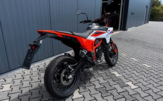 Neufahrzeug KTM 390 SMC R - Bild 2