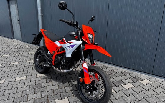Neufahrzeug KTM 390 SMC R - Bild 3