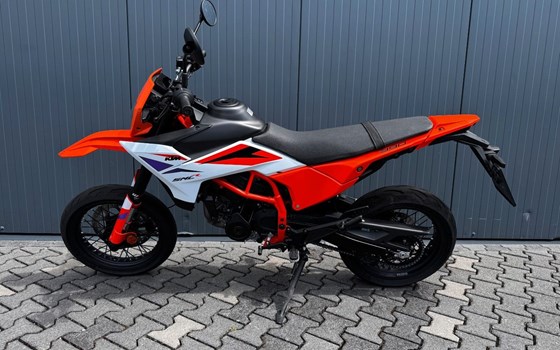 Neufahrzeug KTM 390 SMC R - Bild 5